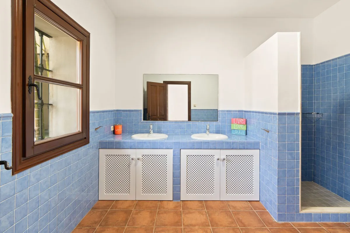 69158048-016b-48e2-b1bd-60c964d5dbf4