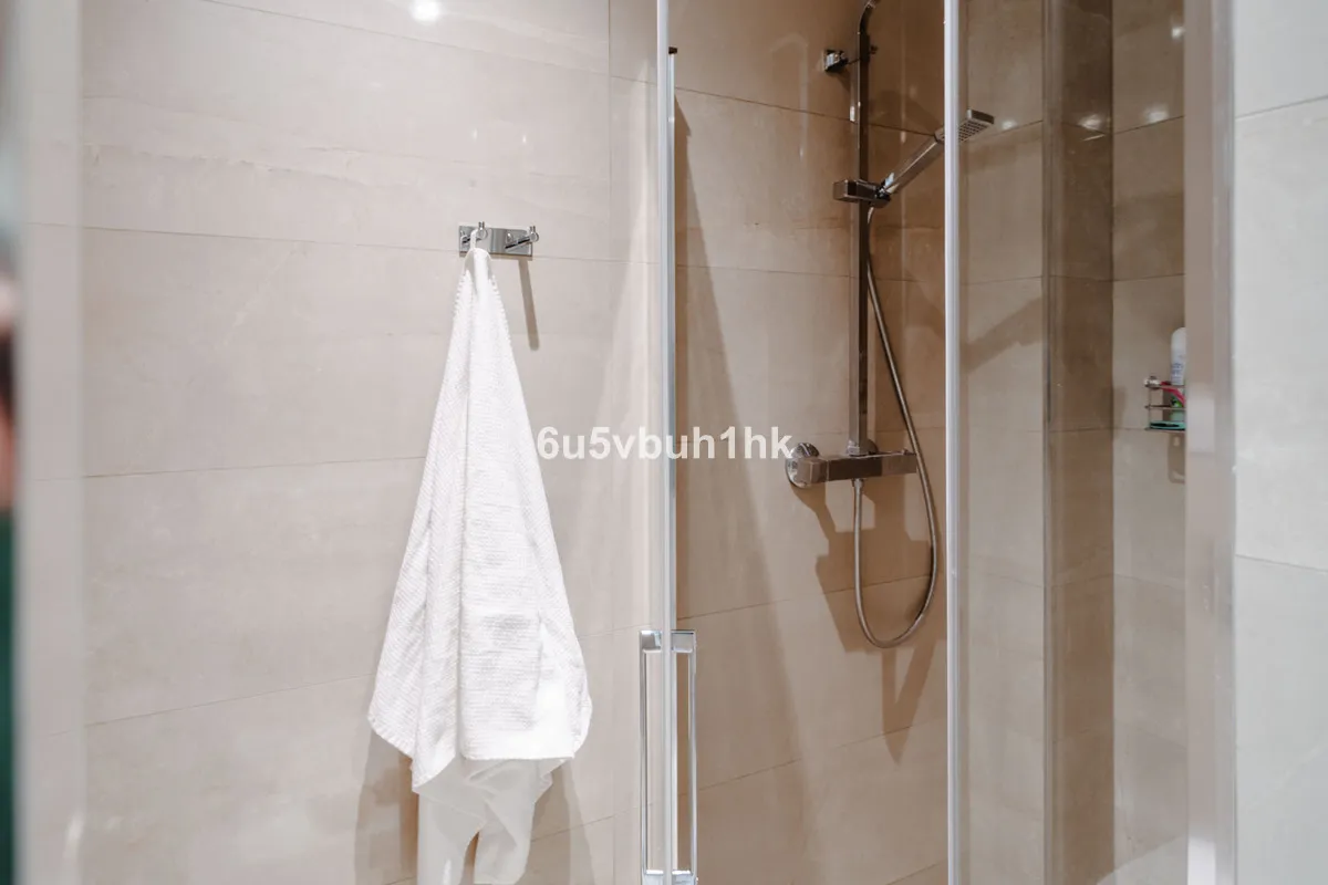 4e40e9b9-fc57-4e32-a80b-6515b788ecc4