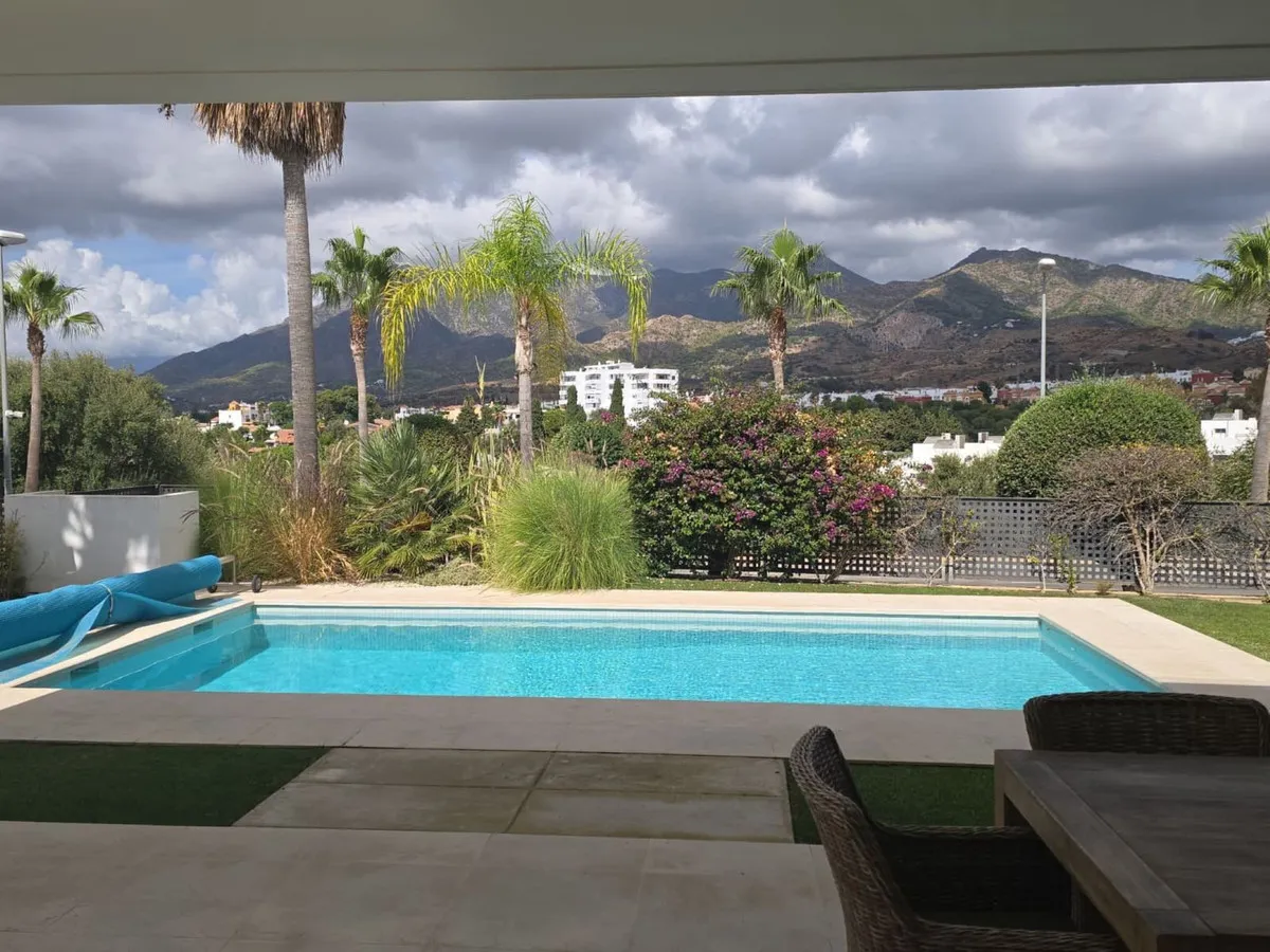 846b90f2-1b5f-4de1-8c88-46bdf5e4f15e