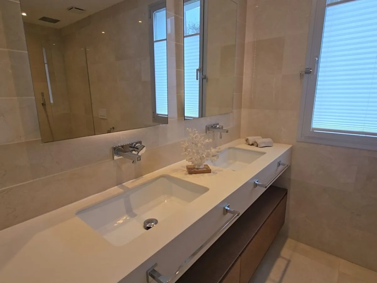 af6f489f-a79f-4440-8a98-7696028a3999