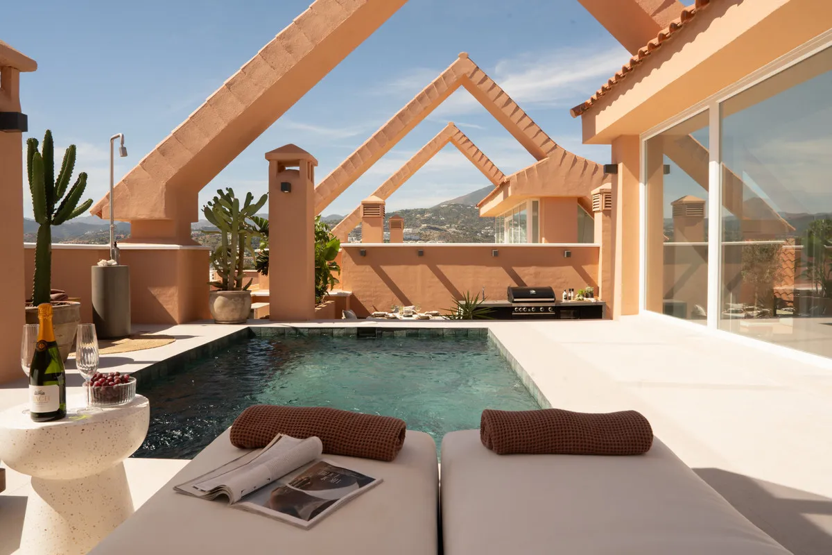 76faea07-76b9-40b4-b0bc-cb11e25fcbc1