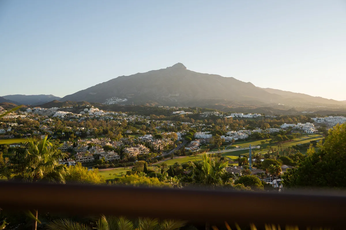 811b0a45-7482-46cd-82c8-01461f05c6b5