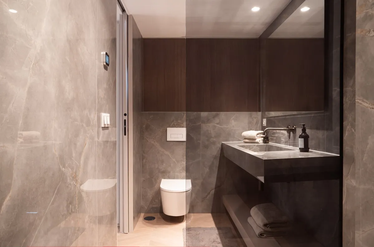 df0406f2-fc9d-4a15-a963-24b8f27322b9