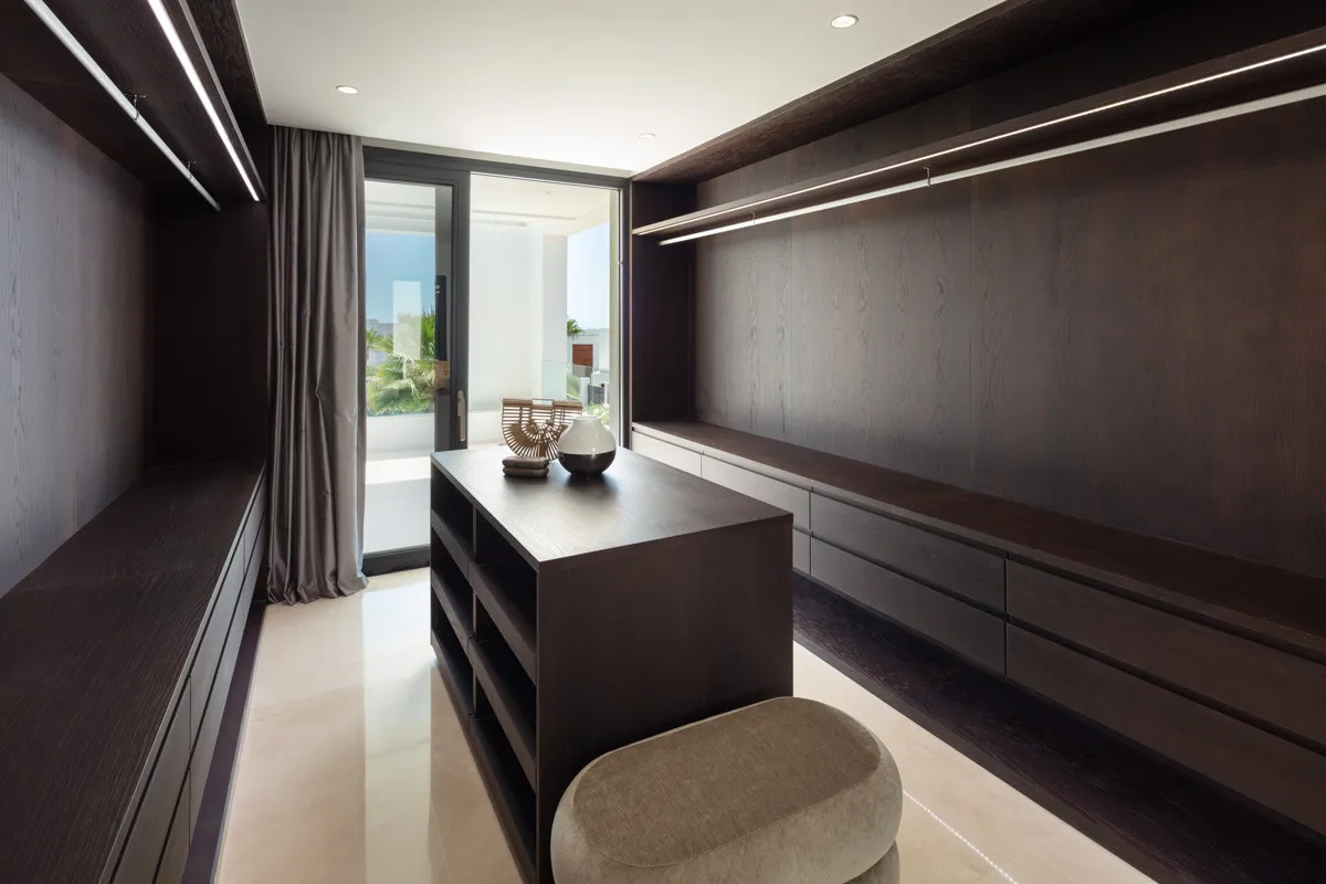 182ddd6f-921d-4e49-8dae-cc3eac163336