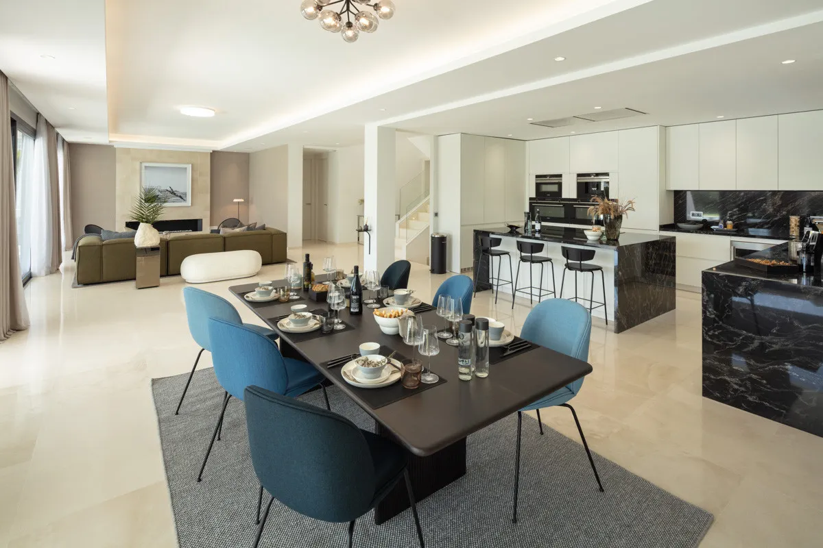 6ce845c6-6c8e-4a94-bcff-d3e14f142078