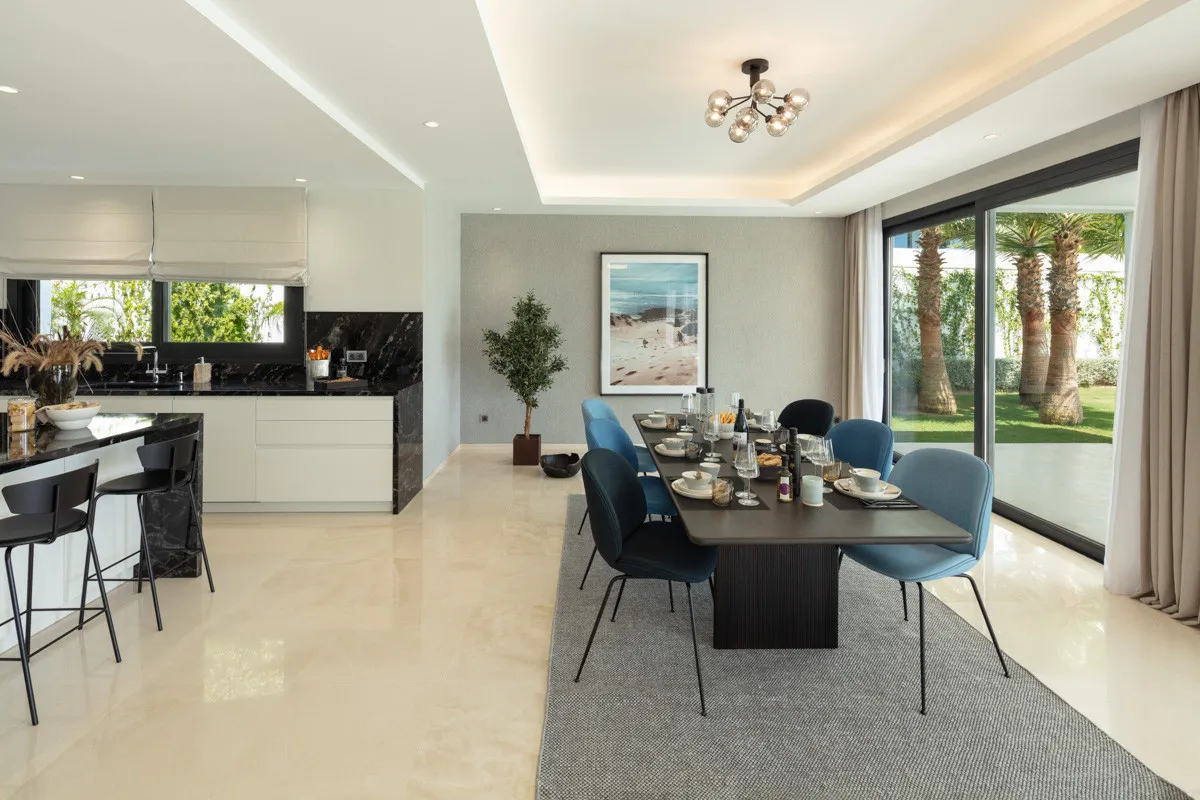 8546b741-1a91-4303-8a89-b80f064693f5