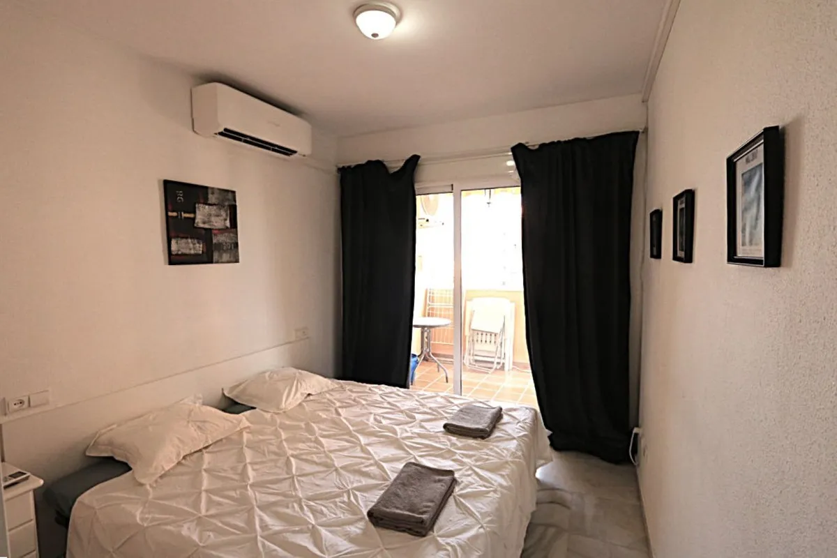 e8e12a8c-3f14-4ad2-a290-33af56362082