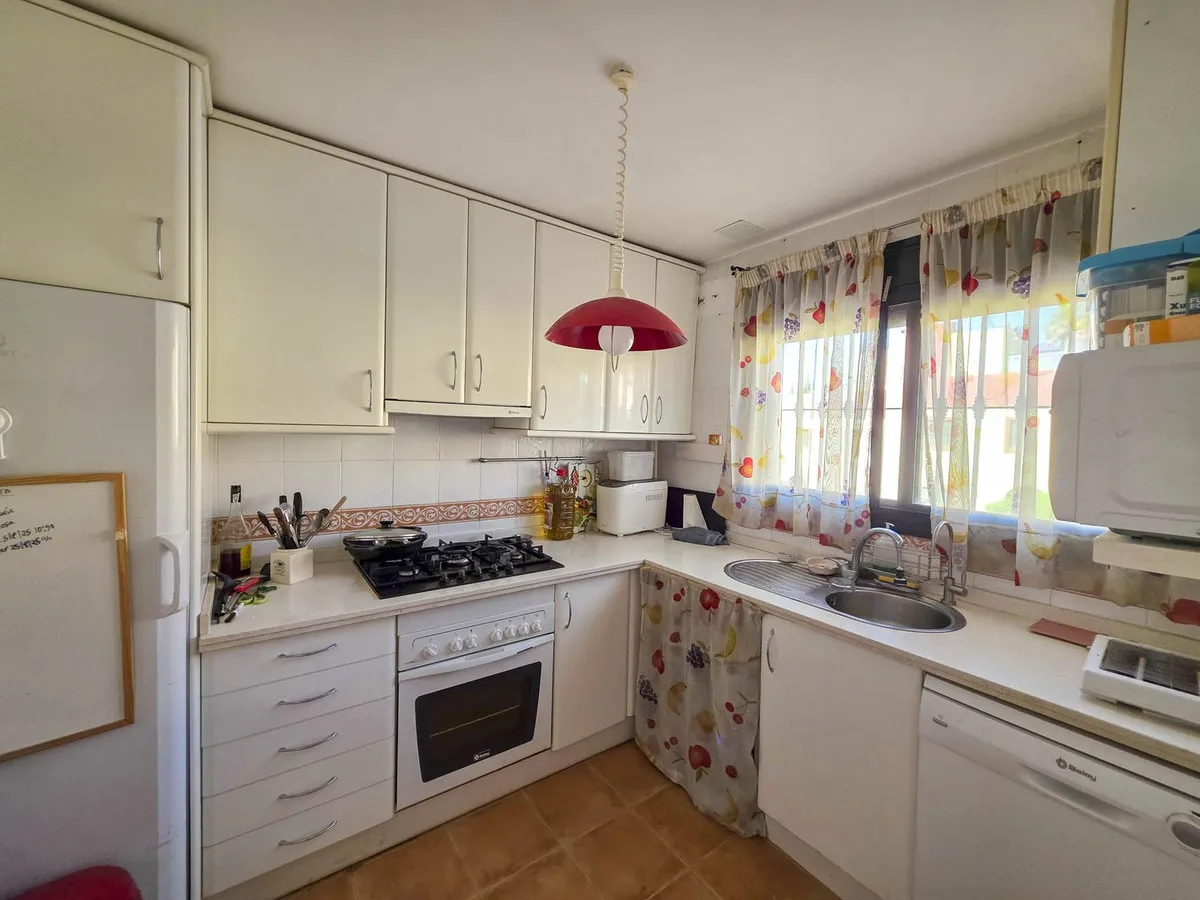 1514a963-5809-4d76-b7f1-f07283cf5cdd