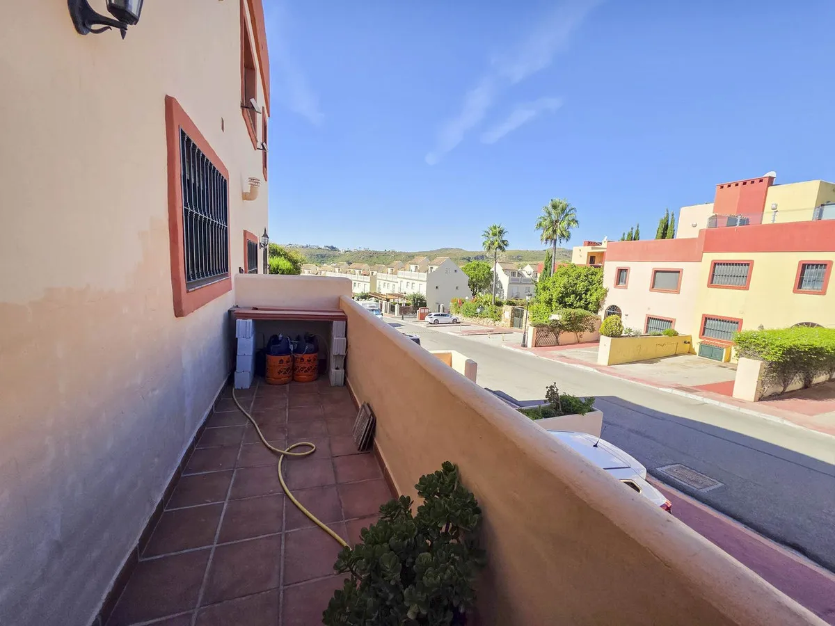 e79fd250-9e40-40d0-852e-16ca0018501a