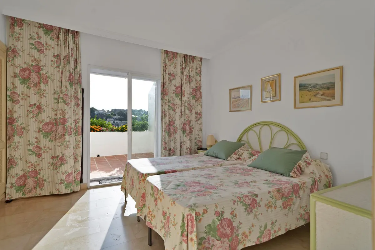 32deb274-b68d-4239-9836-1b58313d321a