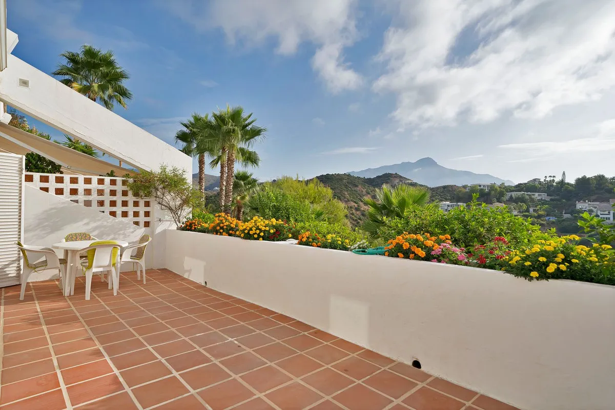 94ec21bf-2a04-4ef3-ad0b-fcccdb25ccbd