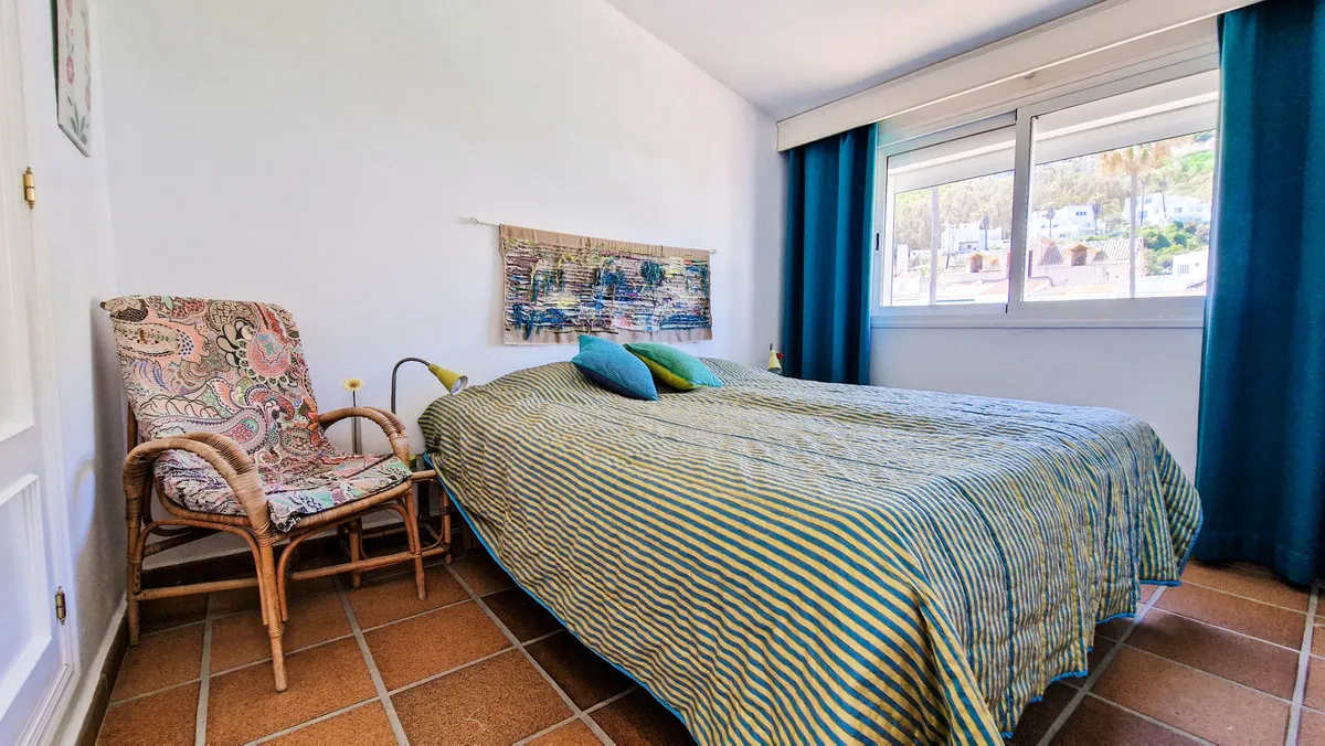 6ecd0ff3-9a10-4720-8abd-d5ef1350a883