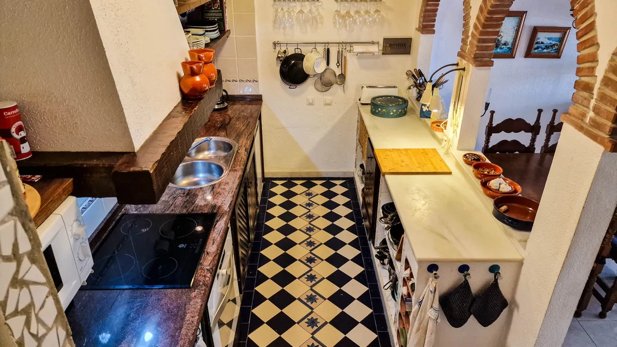 7b278e45-99ee-44ea-af0b-4017acc6e065