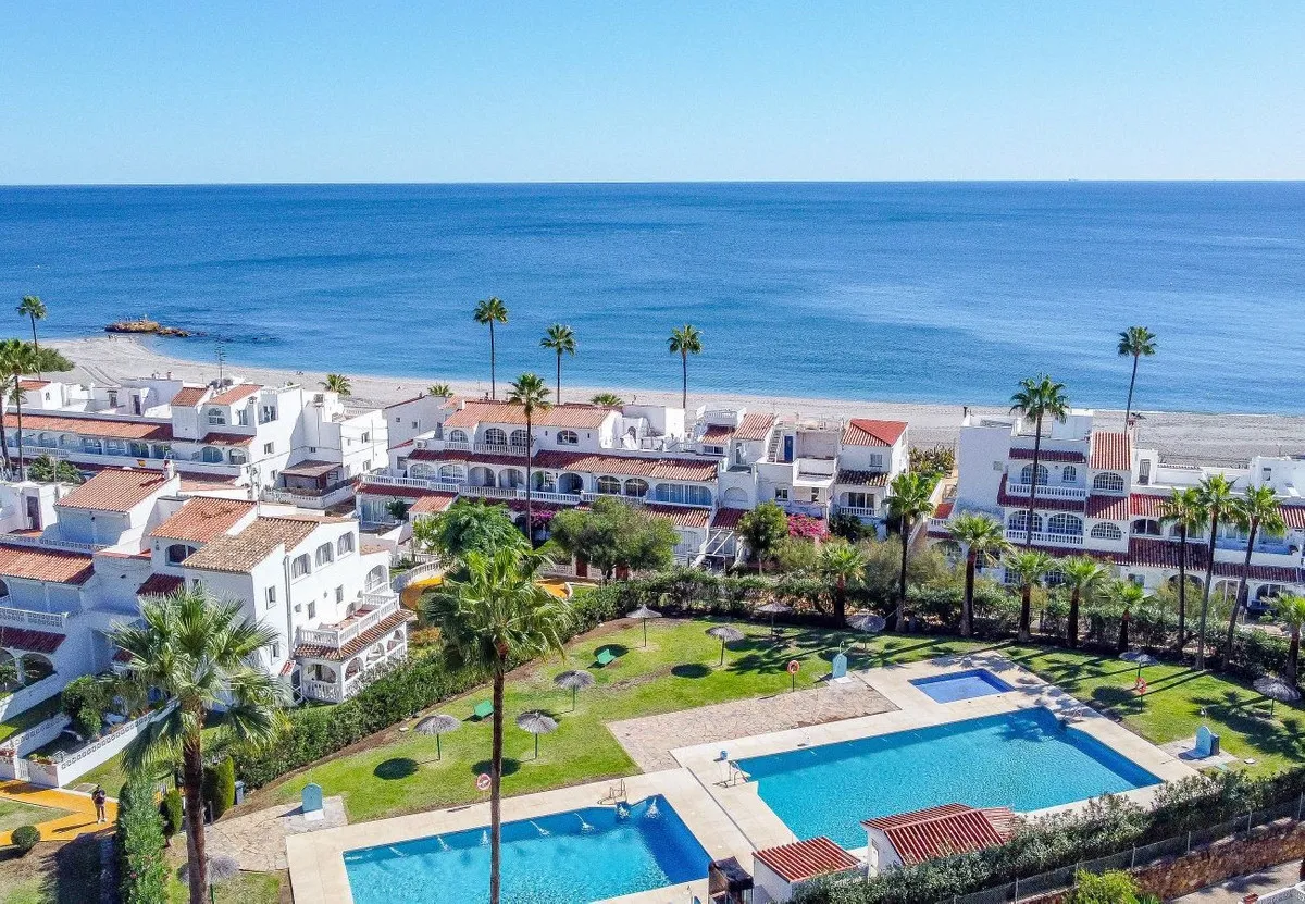 bb8eb830-3e65-4541-b030-97e1394dbb90