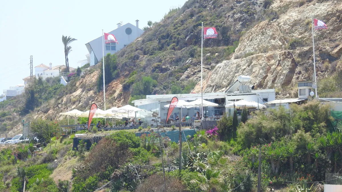 cbd0cde7-18fa-46e8-ad72-ea5e038d3218