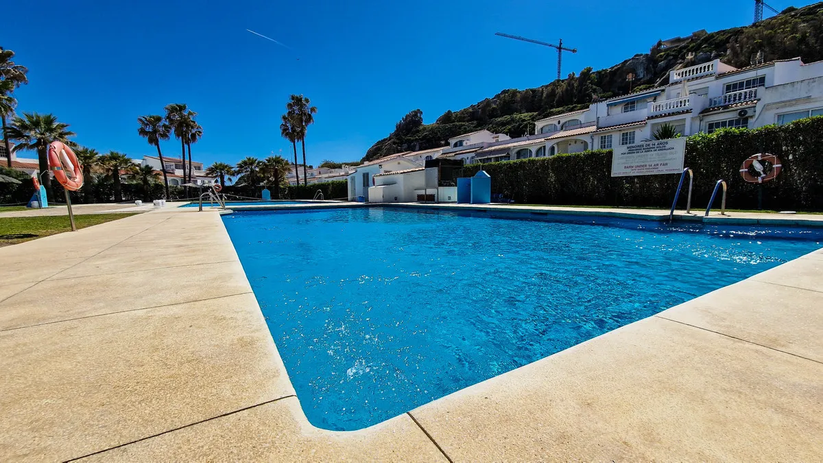 ec99cd42-9b44-469c-b53f-77136c468ad7