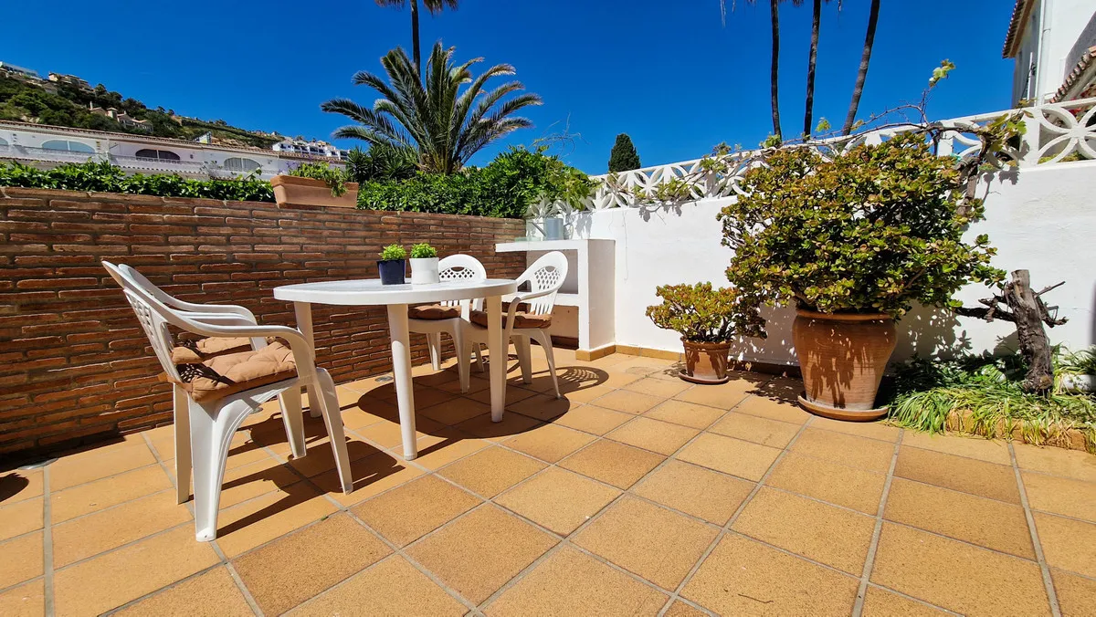 f73aca31-10f2-4bc2-98cb-a906f67a576a