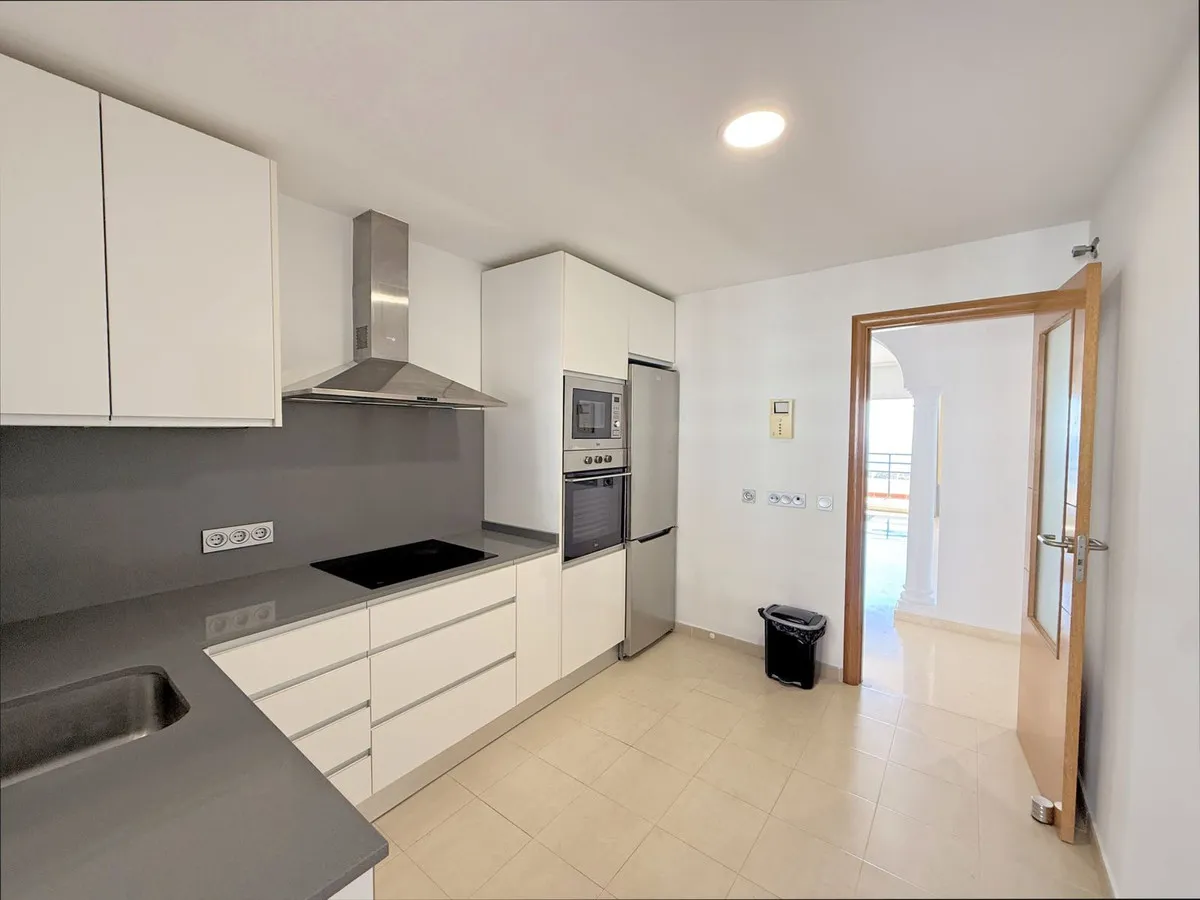 4fd74dbb-4338-420e-8a57-2efdd3c21cad