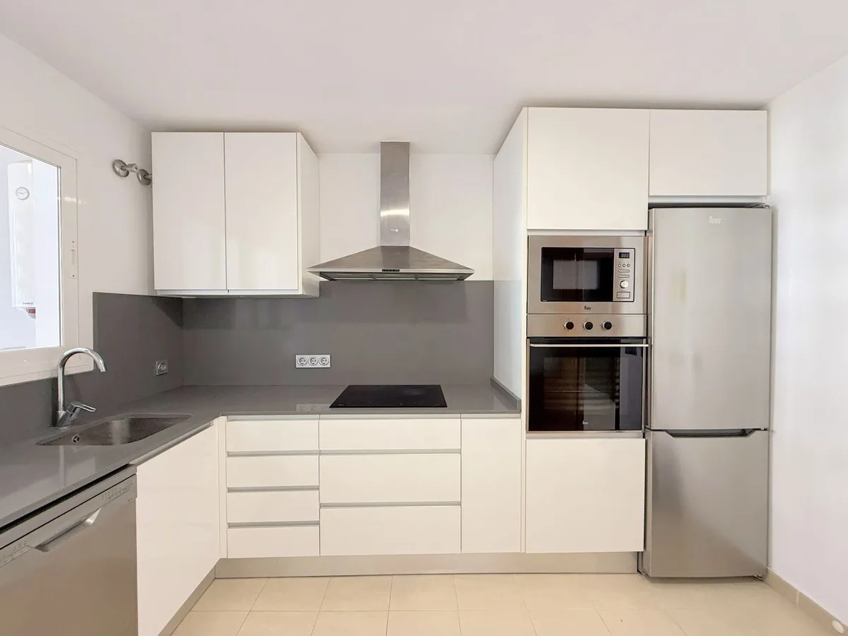 d623a815-04c7-493c-8fcd-f2a8c63012df