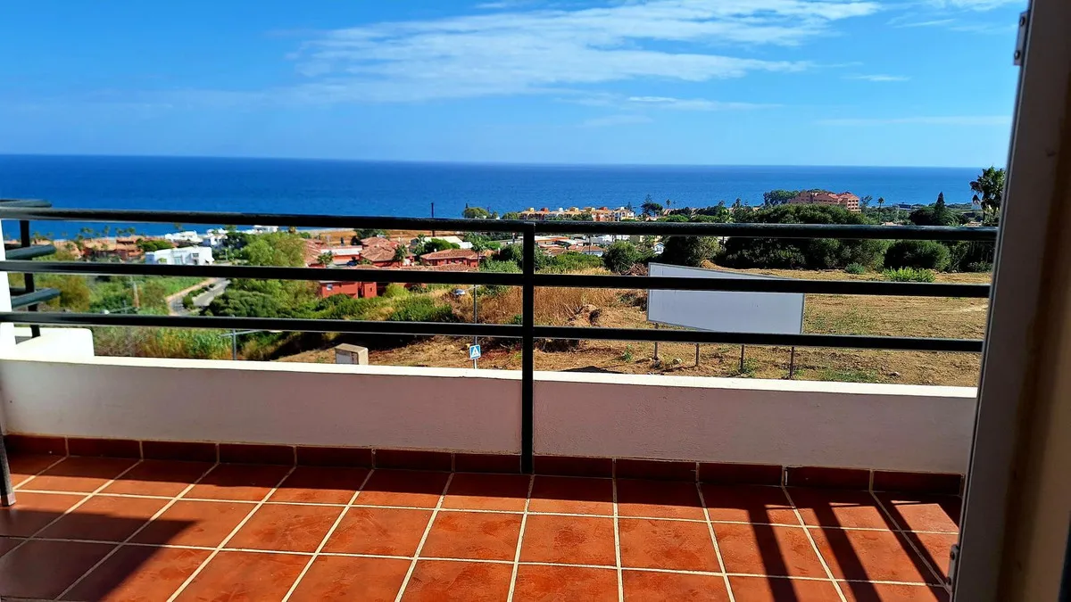 2aac786f-9009-4fb5-99b3-f250df500be2