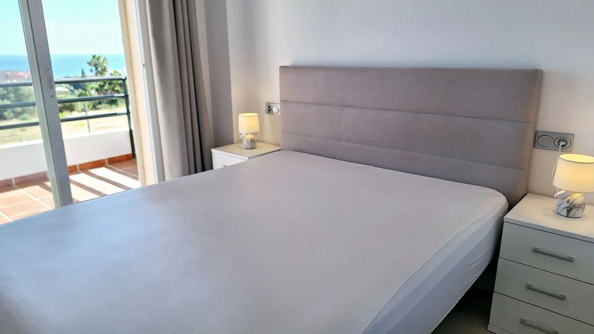 51c68aba-fd14-45fc-8f3c-015b48ba3b9a