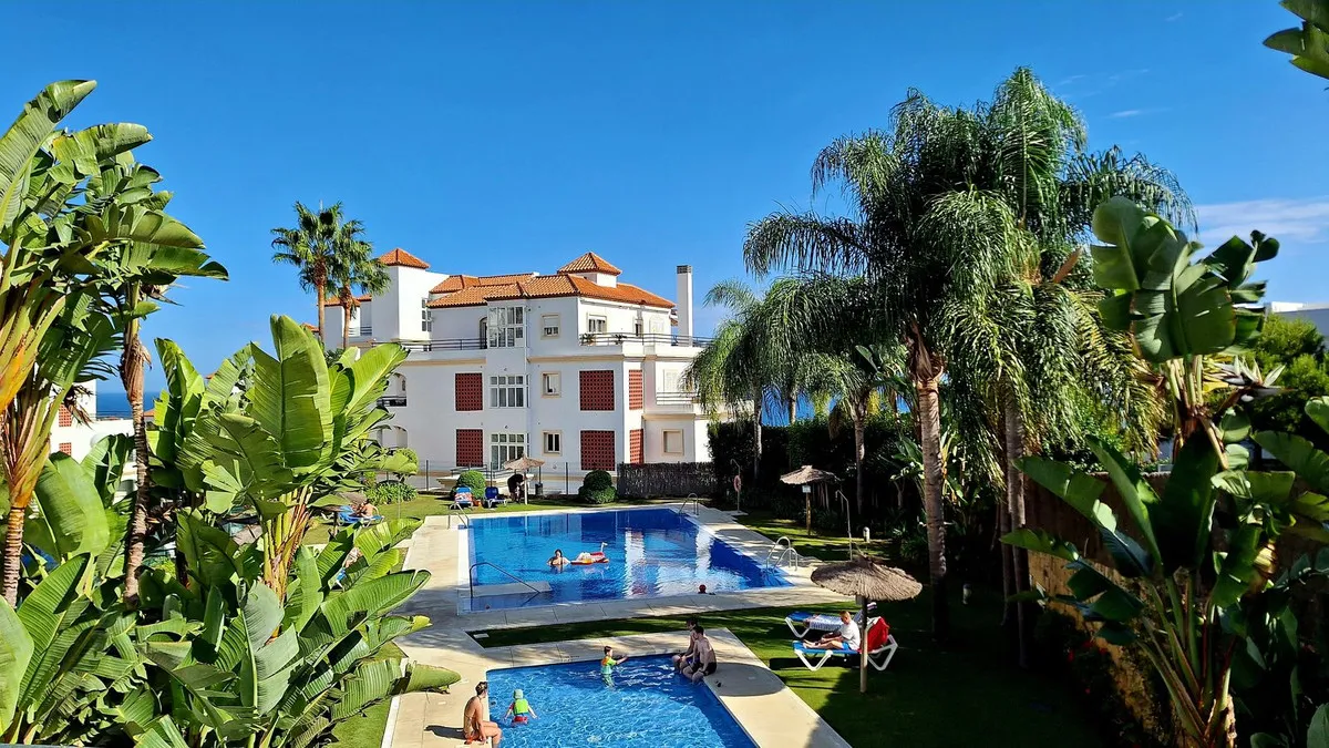 a7937ca4-a11a-4143-9793-f464ec905037