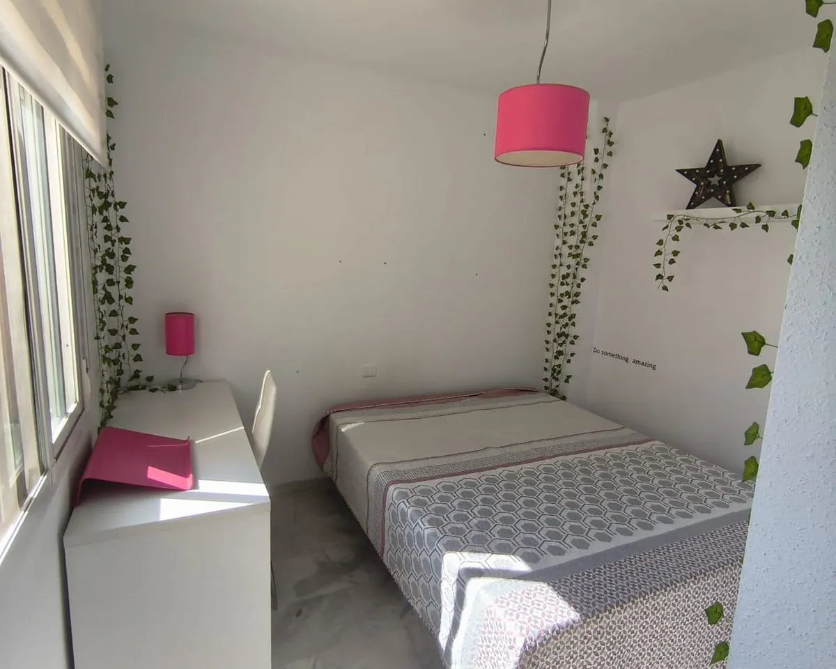 6f5a57bf-f127-46d7-9d5e-4dbac7dfe582