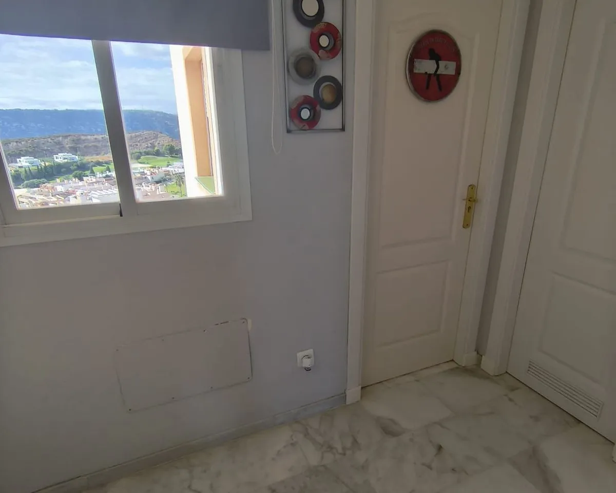 905539bf-c104-4701-877b-4d2e15efda45