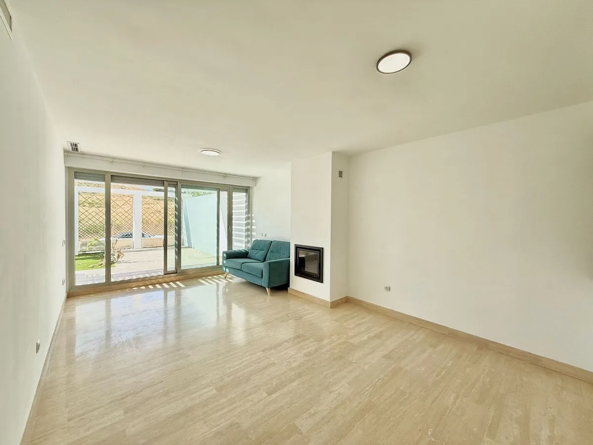 38ffe3e1-ef9b-4ee0-b5f1-b3725224a640