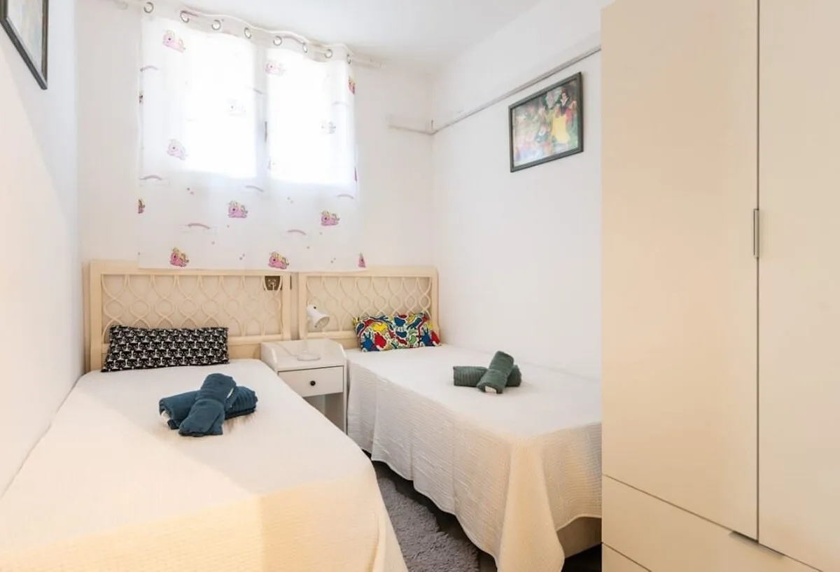 efd06eb6-3788-4c05-b882-36ef7f7160a1