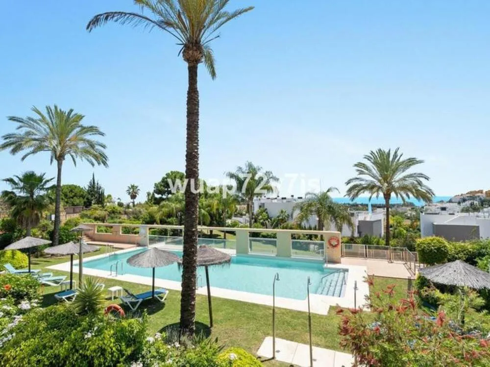 16c8ae52-cfb8-4a45-927f-cbdb11f793db