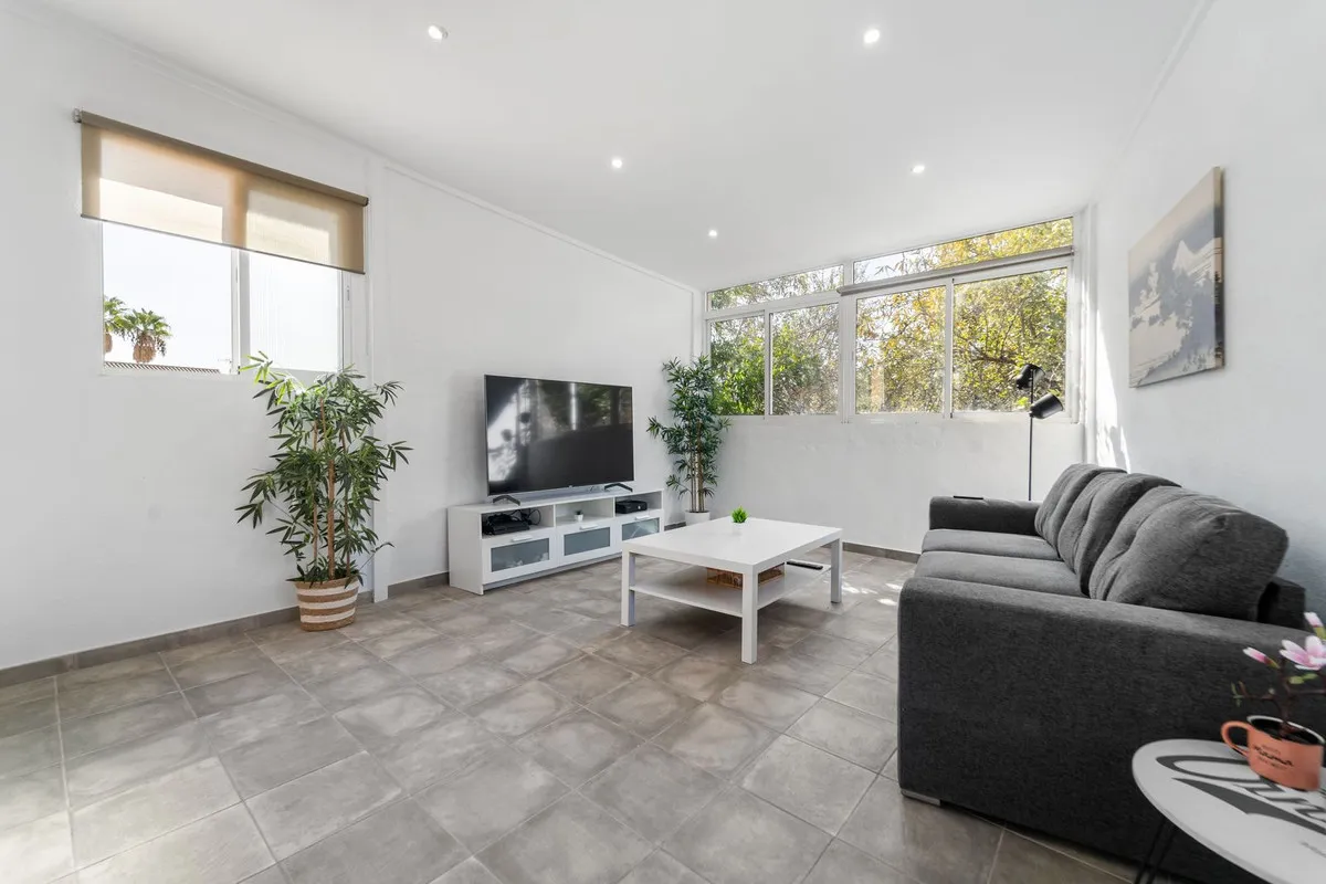 13db0543-31c8-4d5a-a1a0-63b8ed14ee92