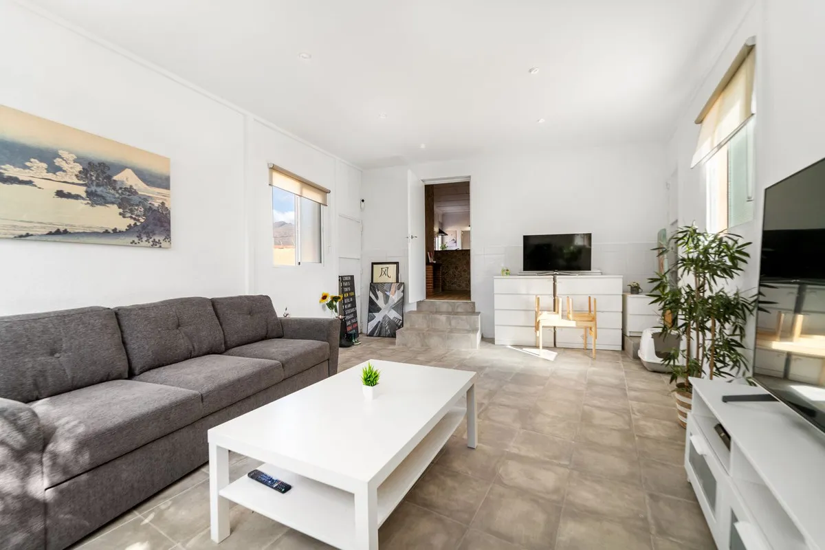 3bcb08c2-6ac3-4b3f-8fb1-9cbf4fe13e58