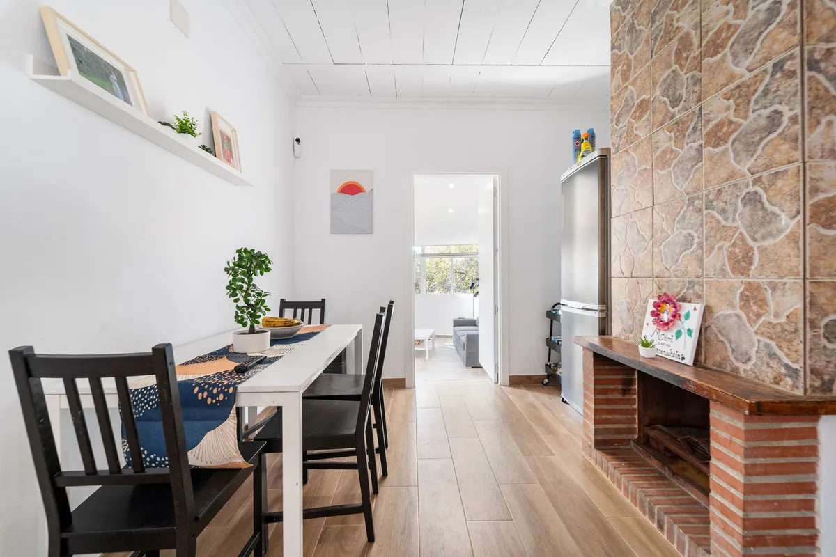 42760109-04df-4017-bd5d-efa86d55c9f1