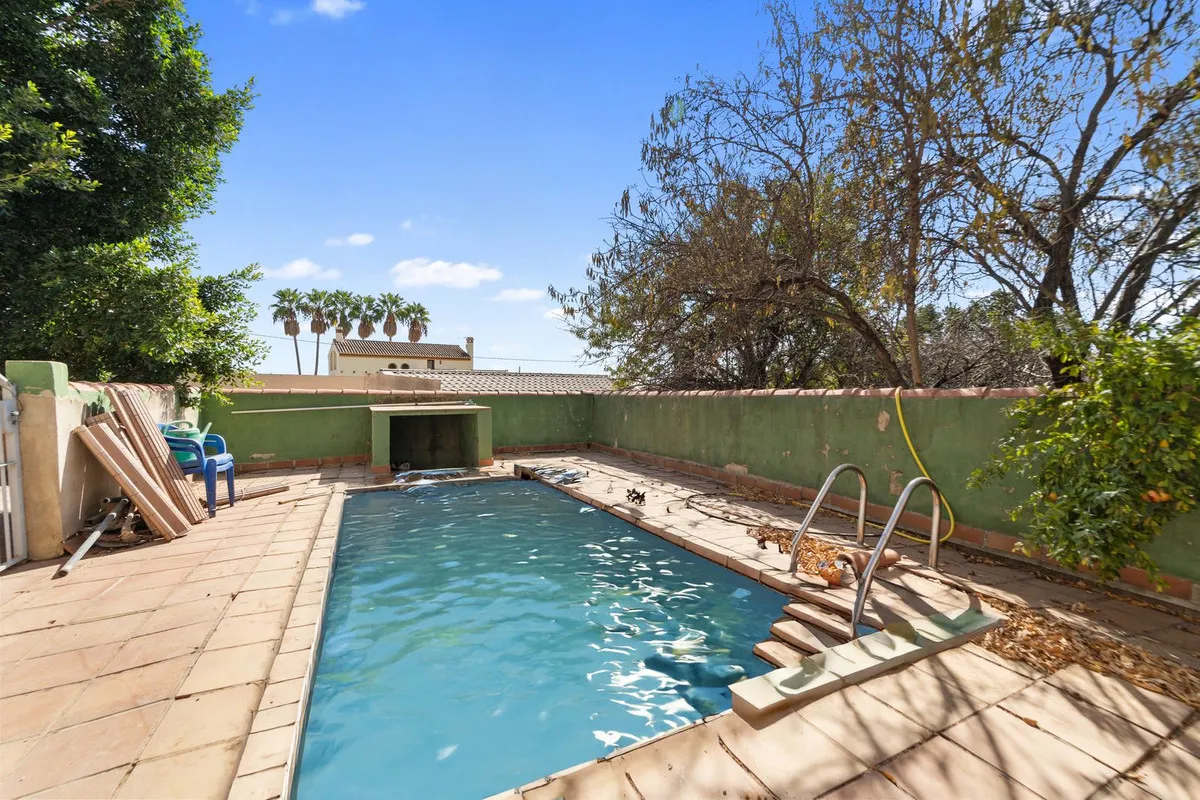 4c46f5f8-54aa-46d7-be73-855e223fea1b