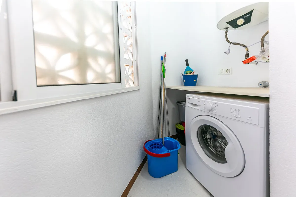 3a04aaa7-c8d9-44e8-a999-760cac1db66f