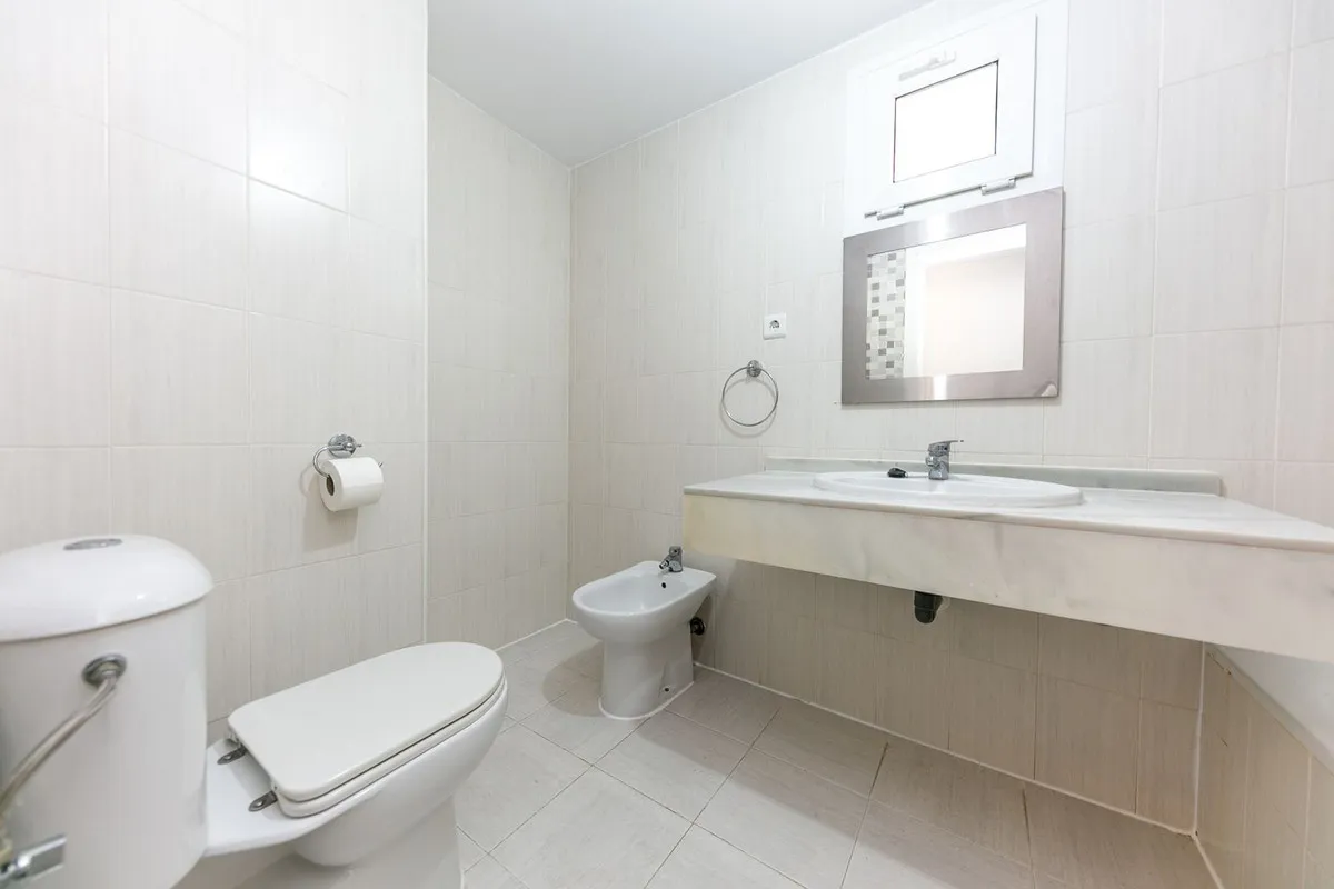 7852cc12-1859-4fa0-975f-d496357136d4