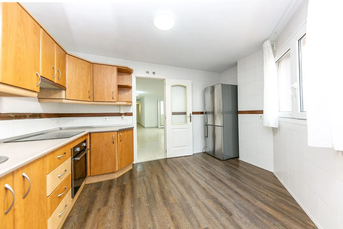 db8bd0c2-7304-40af-bd20-f3b88cc08384