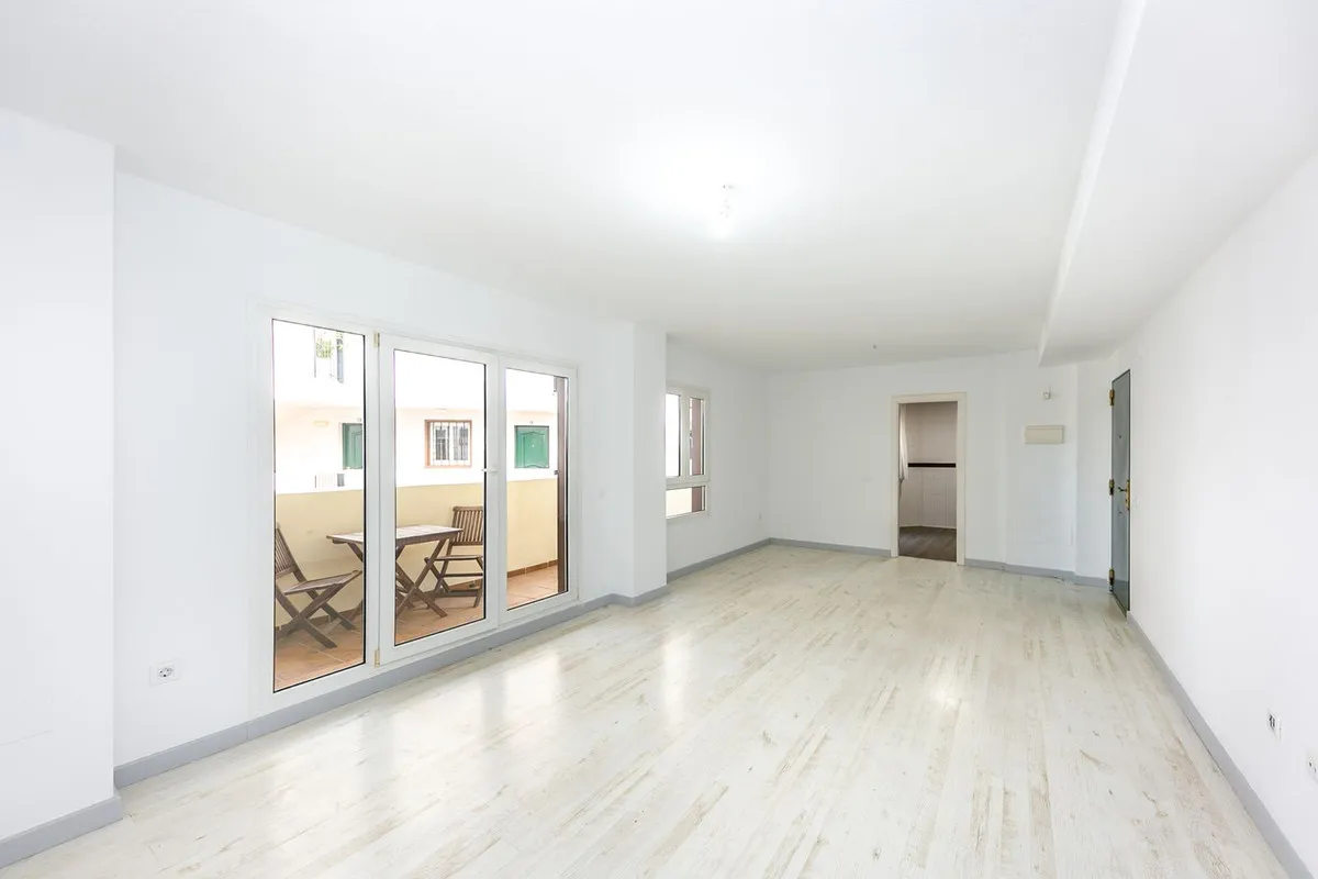 fc6894eb-5019-43a0-8040-ac1474b43341