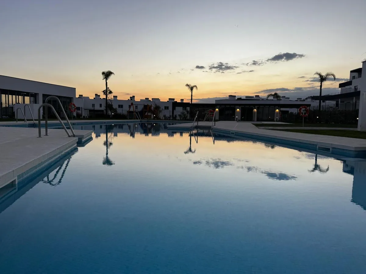 307fa343-fe85-4efe-a056-bd902a000e0a