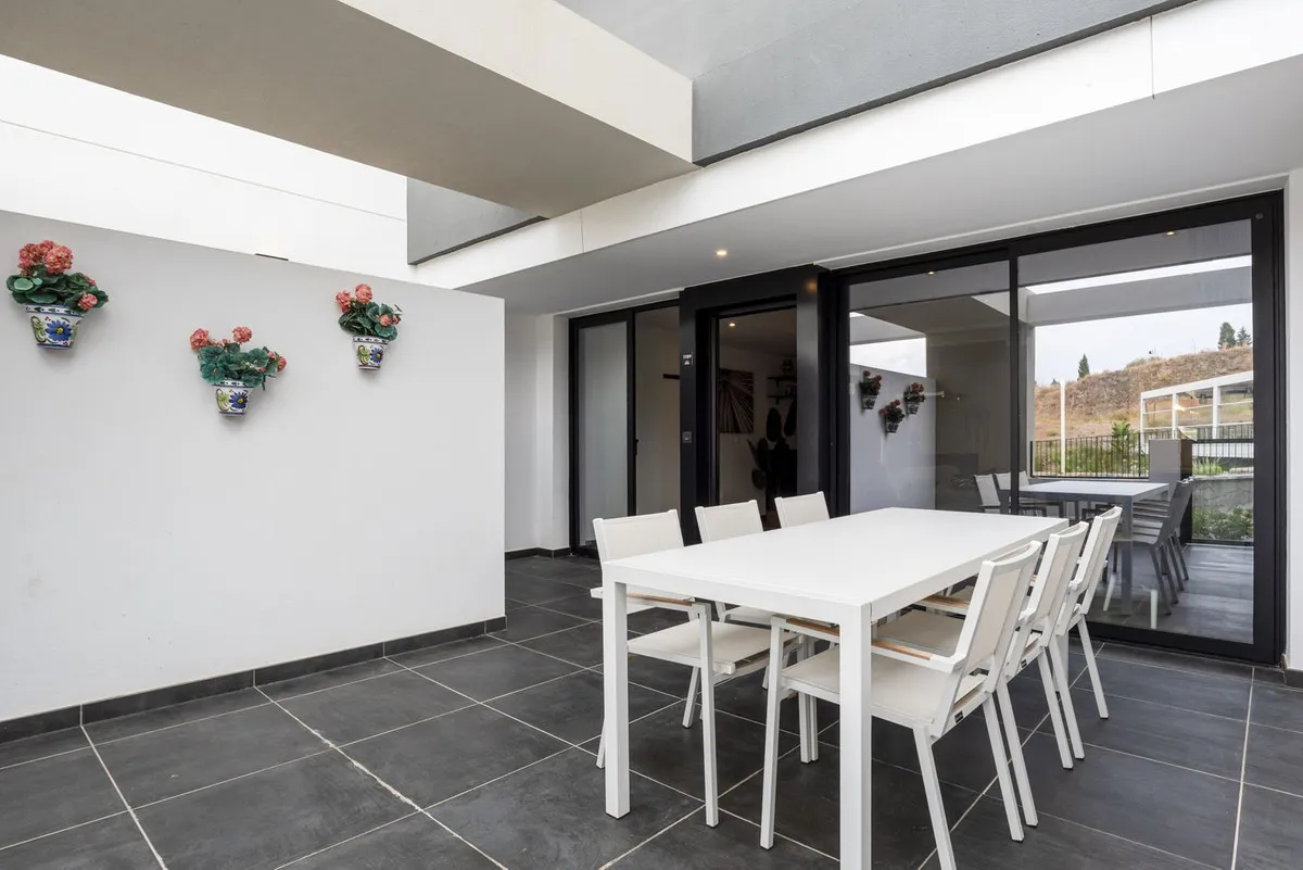 468c10d2-8e45-48e3-b6c6-7609c9187896