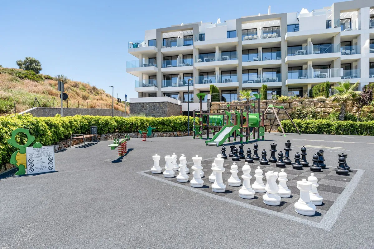 83551dc8-0b69-49dc-875b-9de6e1ae5514