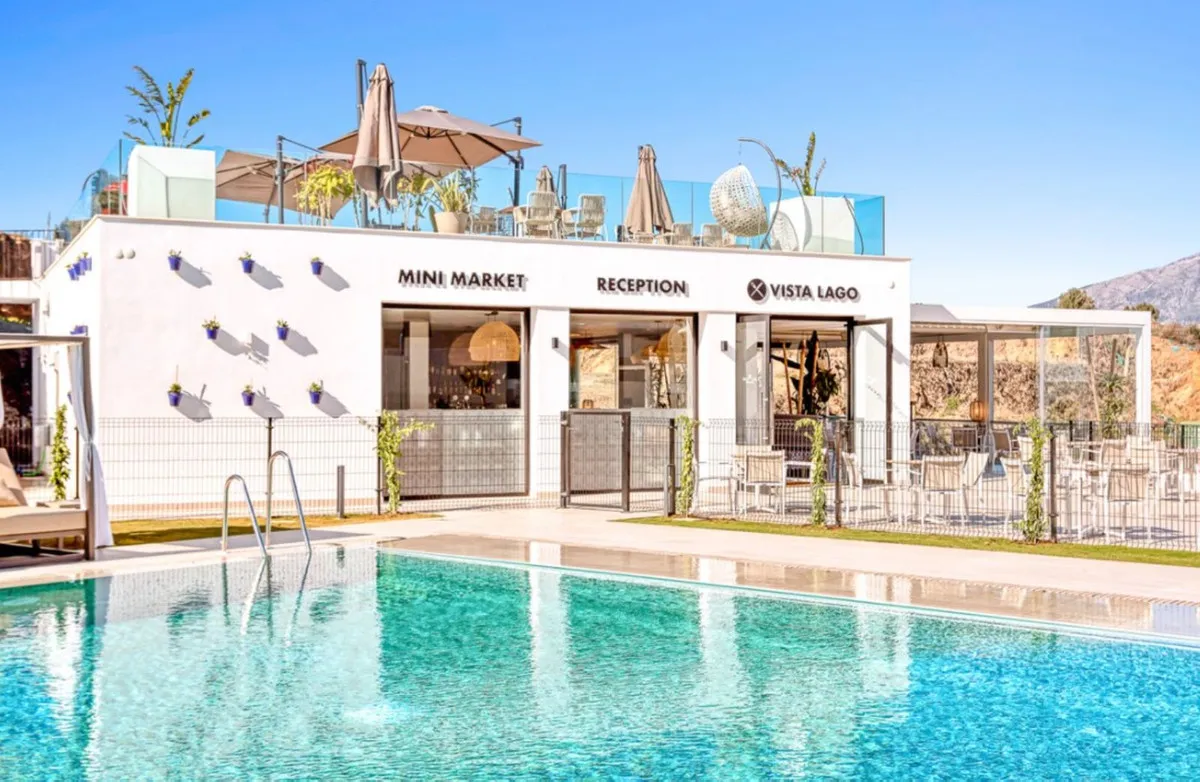 e8f92740-5864-4c56-b554-3d0237af389e