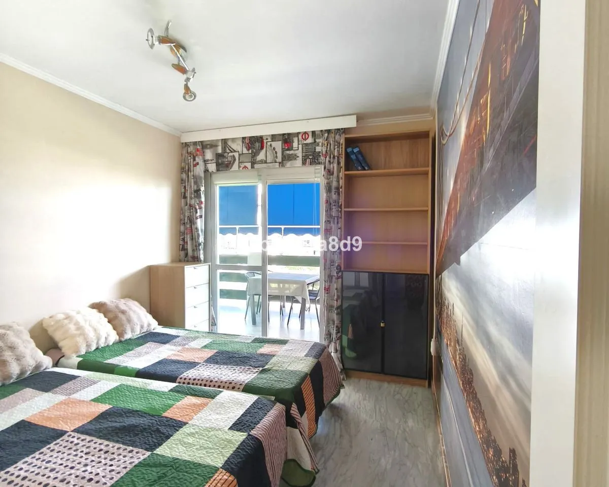 dfb3f4ca-d2fc-4f19-ba71-306604ead05e