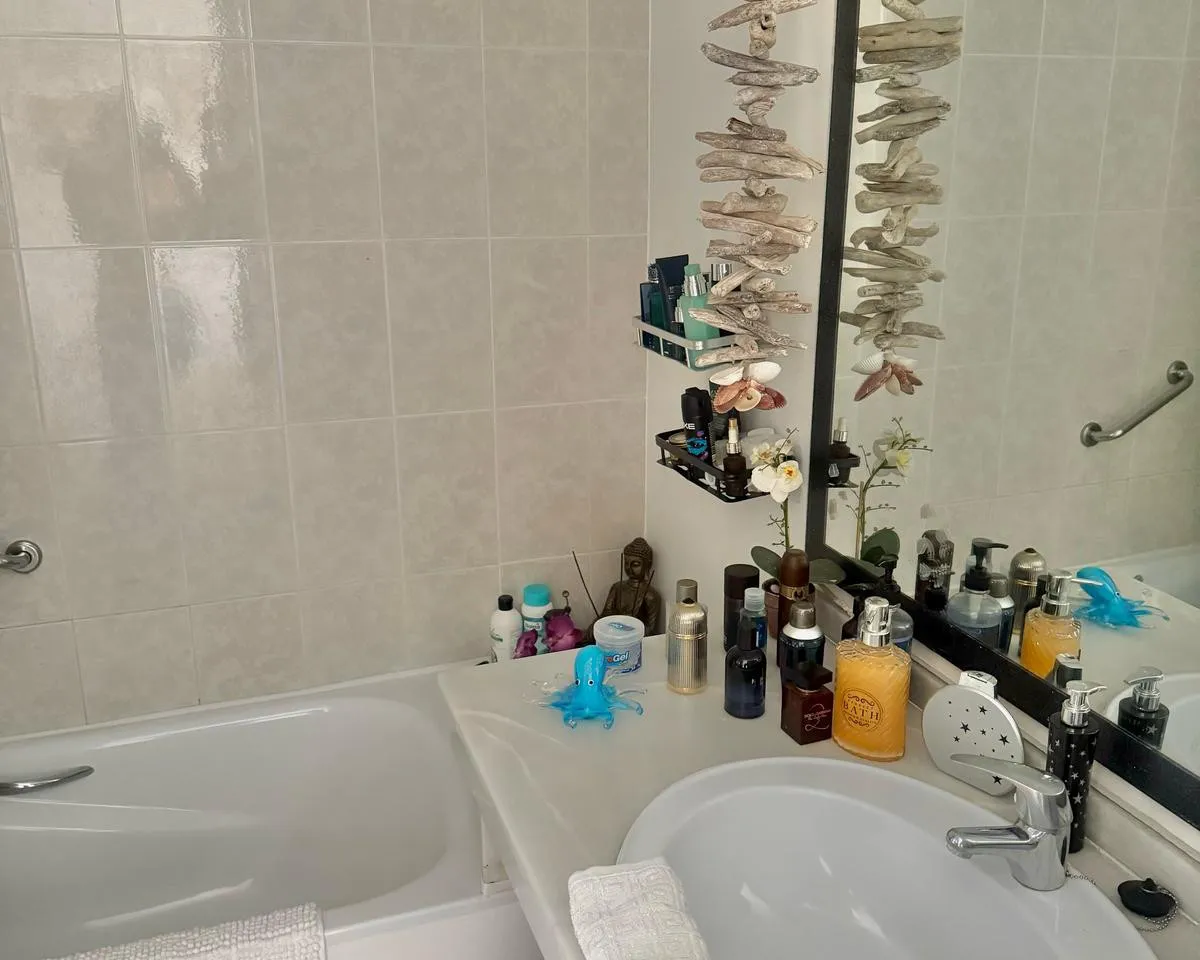 84e59b59-6a97-4388-9887-db5e8855a352