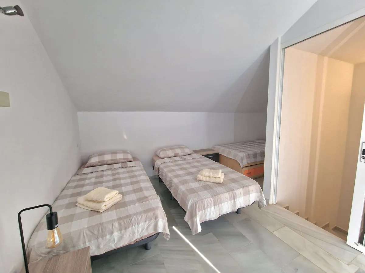 75dfd880-3883-4622-b2a6-55bfbec43083