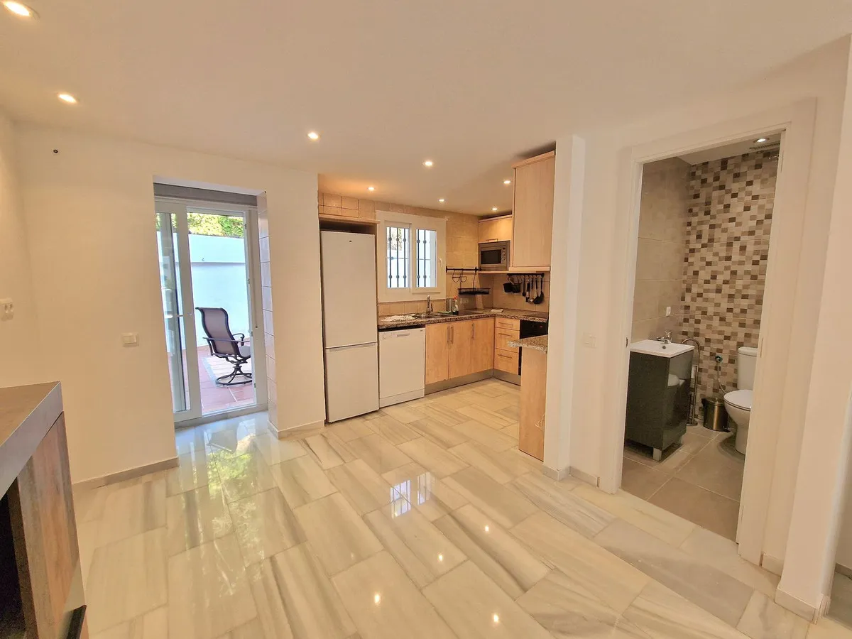 a4717b98-6bab-45f2-90cc-67fe9208db99