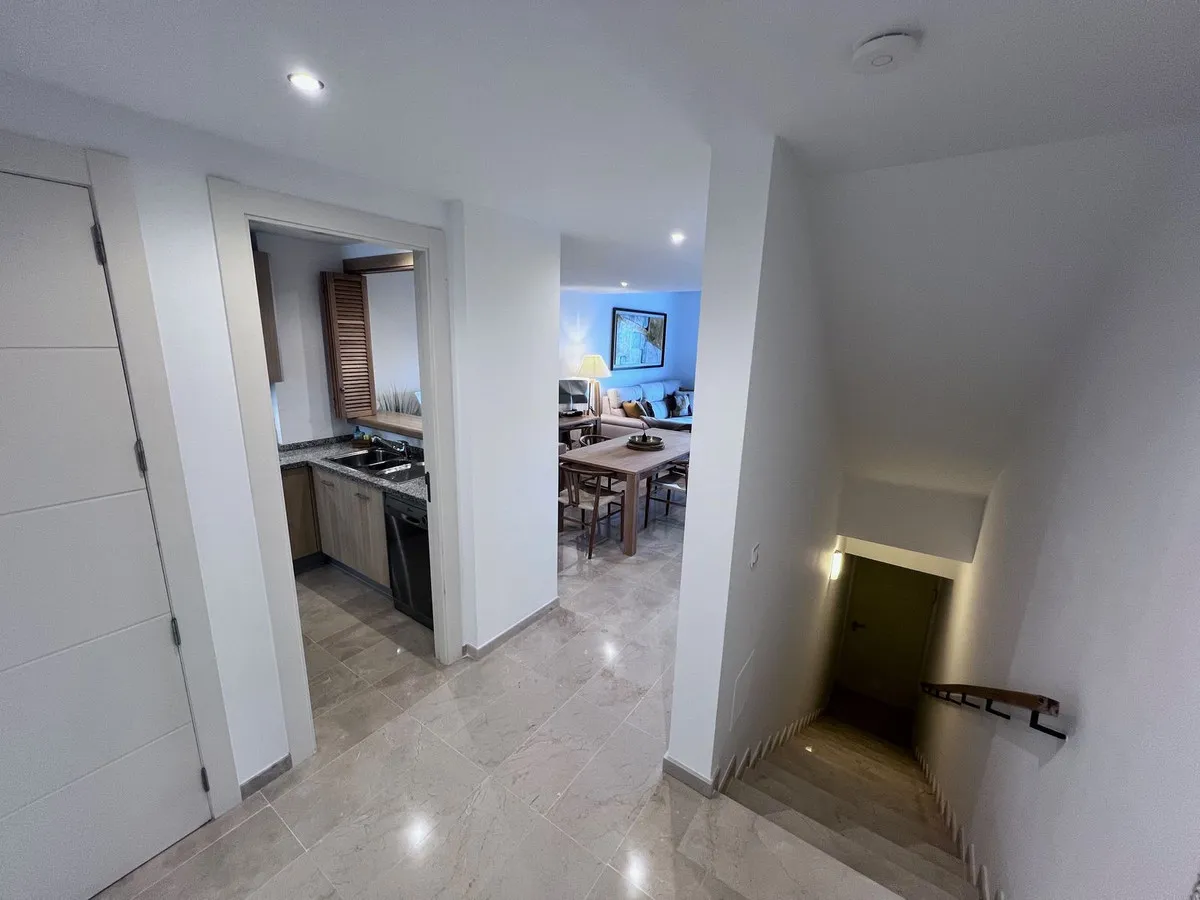 54dde295-b4d3-4eb2-a3df-d261450d34d2