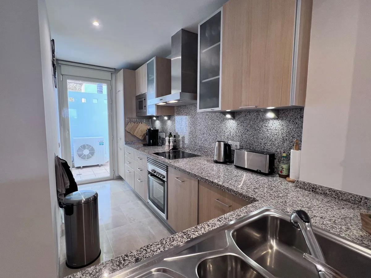 addbb614-20ea-40a7-8e17-5421cf5b8785