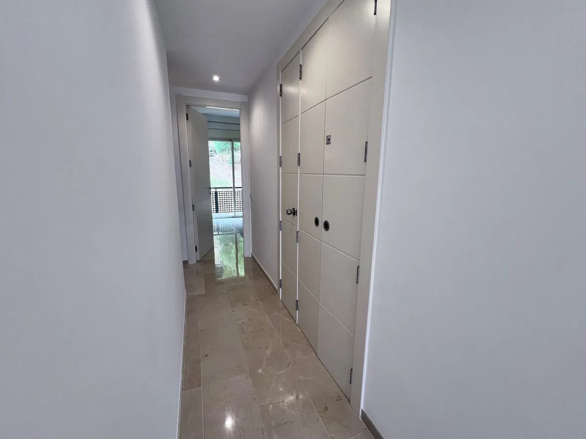 d97d96a5-043a-4f83-918f-b84a7cfced32